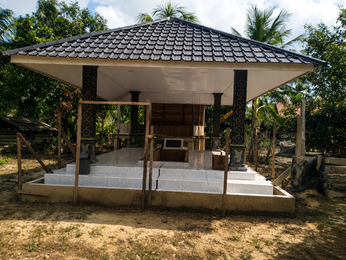 Makam Sultan Sayed Maulana Mahmudsyah
